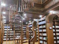 -武汉大学图书馆·文理学部总馆