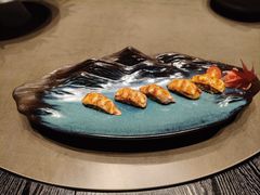 -蟹犇前•帝王蟹雪蟹(陆家嘴店)
