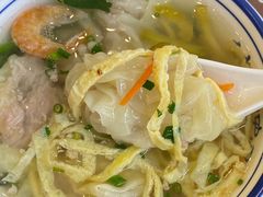 -长人馄饨铺(解放街店)