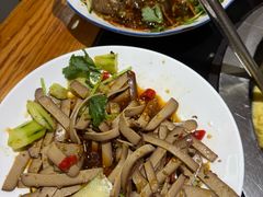 -东北农家院·铁锅炖(莘庄店)