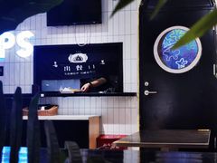 -TRIPS BURGER(大钟寺店)