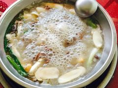 -老石黑山羊毛驴肉火锅(金凯广场店)