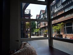 -钟书阁(松江泰晤士小镇店)