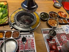 -青瓦炭韩潮烤肉(花园道店)