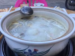 -16年老字号鑫鑫猪肚鸡·椰子鸡海南火锅(兴隆华侨农场店)