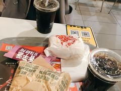 -麦当劳(卫星广场店)