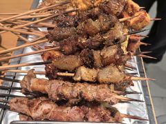 -烤满分·东北烧烤(首经贸店)