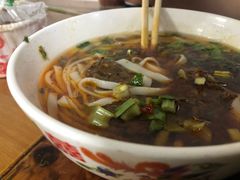 -矮子粉店1985·长沙米粉(湘春路店)