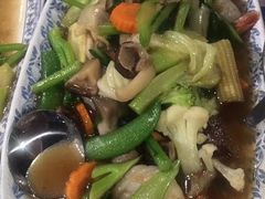 -卷心菜和避孕套餐厅(Pattaya)
