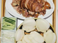 香酥樟茶鸭-渝信川菜(工体店)