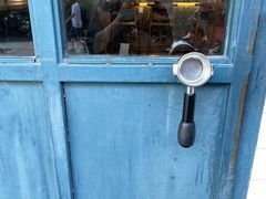 门面-Be Lived Cafe比例咖啡(摩天轮店)