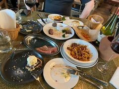 -羽深肉铺 Steak & Wine