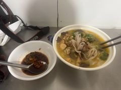 -文山荷鲜居(翠湖店)