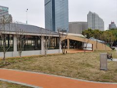 -新虹桥中心花园