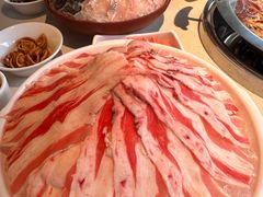 -茅草房·河畔园林火锅