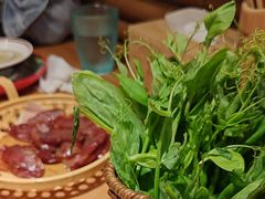 -洱火云南酸菜牛肉火锅(石景山当代商城店)