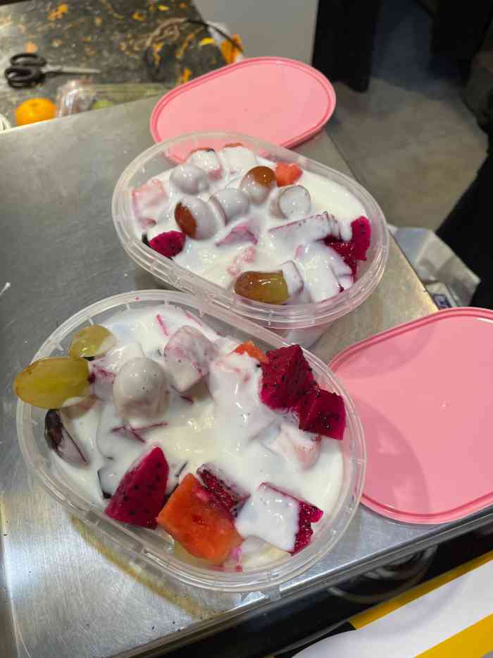 温拿鲜食(涪城路店)-"就在清真寺的旁边拐角处[微笑]店面不大[.