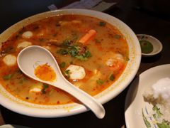 冬阴功-大头虾越式风味餐厅(光明广场店)
