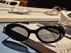 -Gentle Monster(Galleria百货狎鸥亭店)