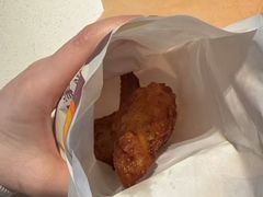 -麦当劳(广州南站B10检票口楼上)