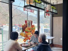 -肯德基(秦岭服务区店)