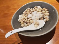 -莲餐厅·湖北菜·藕汤是头牌(愚园路店)