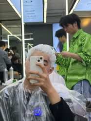 -藤野造型烫发染发