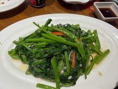 -肥仔文澳门猪骨煲(南京西路店)