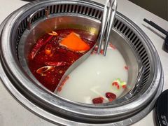麻辣浓汤鸳鸯锅-汤鲜生自助臻选盖碗火锅(福城天虹店)