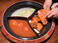 -巴邑火锅·夜宵(港隆广场店)