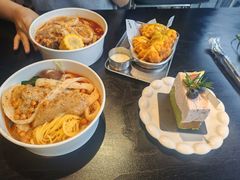 -W COLLECTIVE  DESSERT SHOP