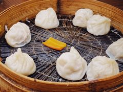 虾肉鲜肉小笼-万寿斋(山阴路店)