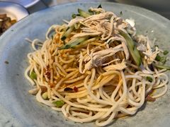 鸡丝凉面-成都娃娃花园餐厅 (南艺旗舰店)