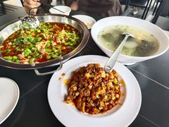 -蛙兔鸡自贡风味·特色江湖菜(广都店)