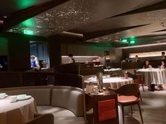 -左庭右院鲜牛肉火锅黑金店(陆家嘴中心店)