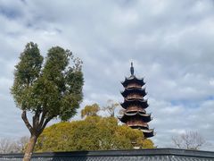 -龙华寺