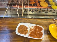 -哈尔滨小酒馆·鲜肉现穿自助烧烤(康新花园店)