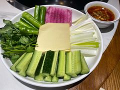 蘸酱菜-玺炖·中国铁锅炖(虹桥天街店)