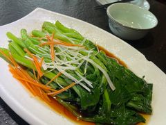 -靠山屯东北农家菜(八龙桥雅苑店)
