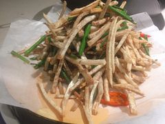 瓦片香酥芋丝-铁道茶苑.色稷餐厅(莲花南路店)