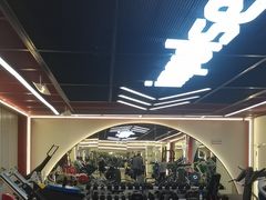 -英派斯健身旗舰店(海信国际中心馆)
