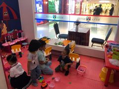 -米娜凯威少儿礼仪艺术教育(南海新凯广场店)