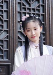 -汉仪华裳汉服馆(打浦桥店)