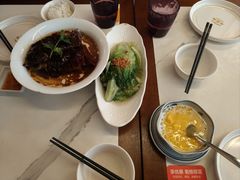 -鹅冠港式茶餐厅(来福士店)