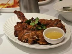 -品悦酒店(三林古镇店)