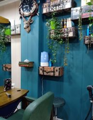 -卡木里发型工作室