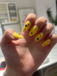 -丽心自助美甲美睫