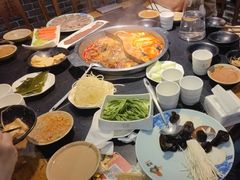 -辣莊重庆老火锅(威海高铁站韩乐坊店)