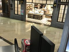 -吾悦广场(南京鼓楼店)