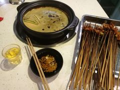 -钢管厂五区小郡肝串串香(奥克斯广场锦城万达店)